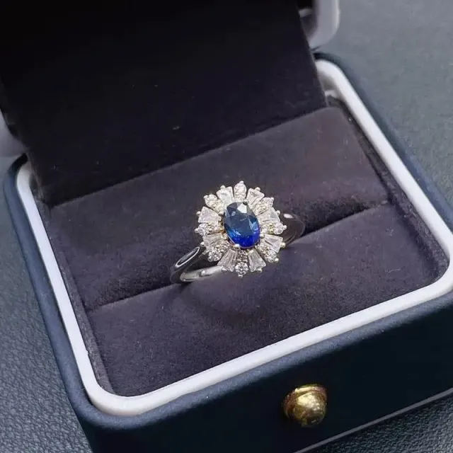 Royal Blue Natural Sapphire Rings with Stone of 4X6mm and 925 Sterling Silver